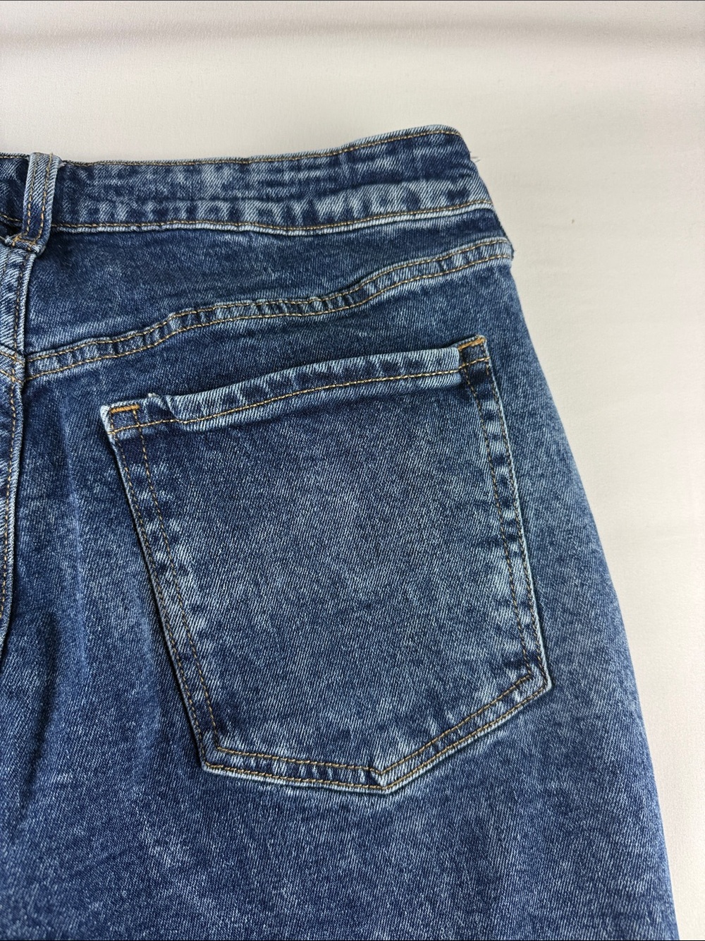 Old Navy High Rise OG Straight Jeans Cropped Straight Leg Size 12 - Picture 2 of 7